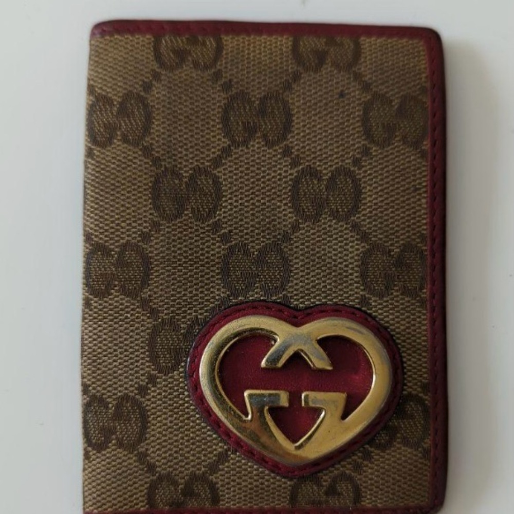 Gucci Beige and Red GG Card Holder - Picture 12 of 13